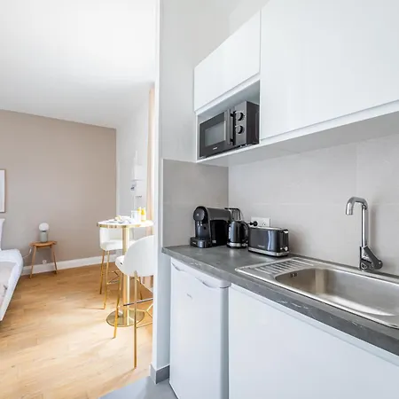 Paisible Proche Paris 16eme Arr - Iii شقة